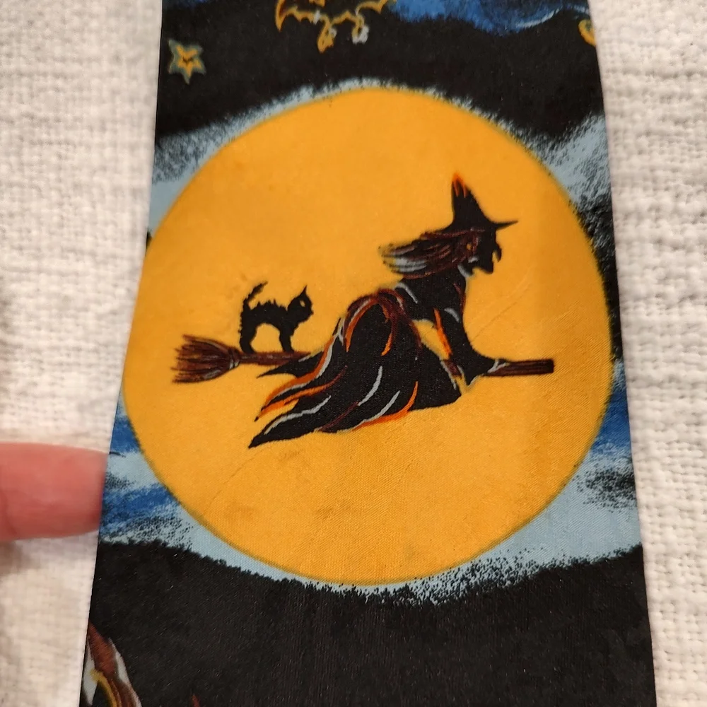 VTG Andalaro Halloween Witch Pumpkin Black Cat Harvest Moon Silk Tie